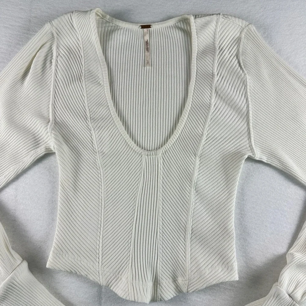Free People White Ribbed Knit Scoop Neck Corset Top Long Sleeve Wide Cuff Small